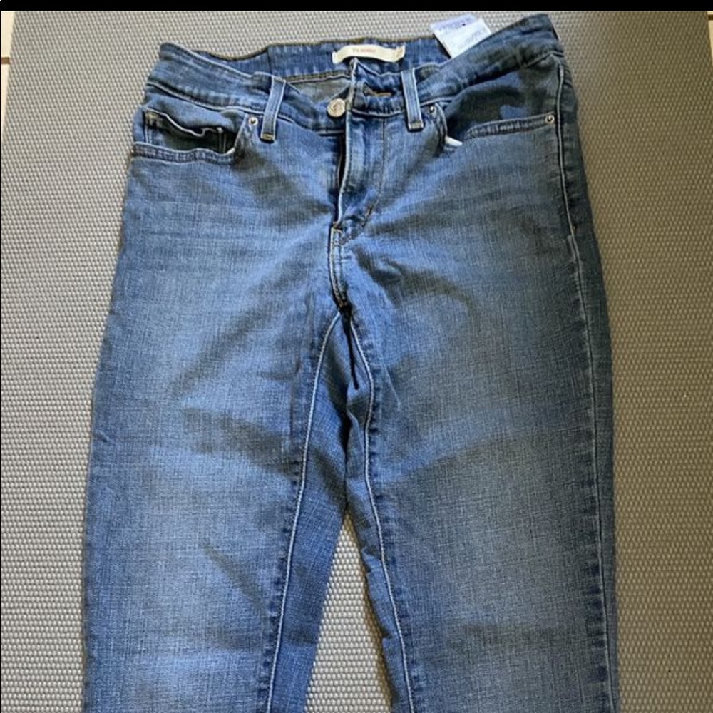 Levi’s skinny jeans